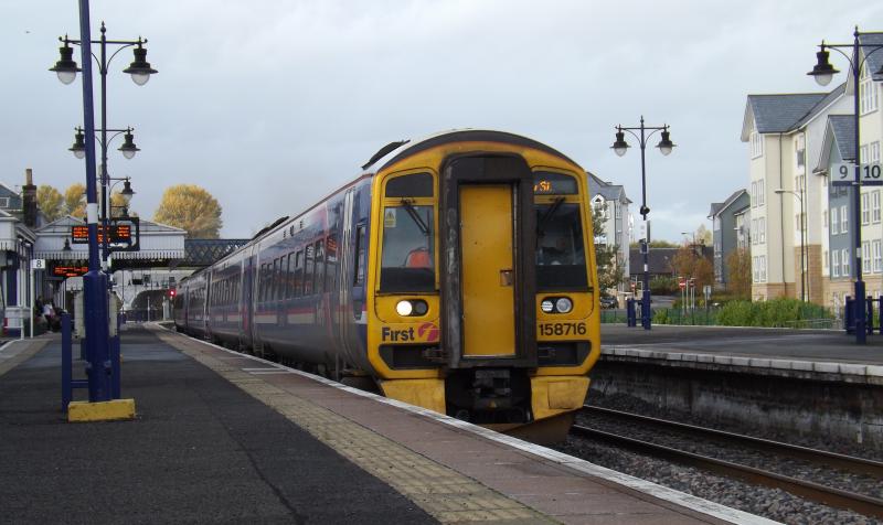 October 2014 040a.jpg: A rake of 158s await thier duty - Queen Street Bound on a Saturday afternoon in October 2014. Photo of October 2014 040a.jpg