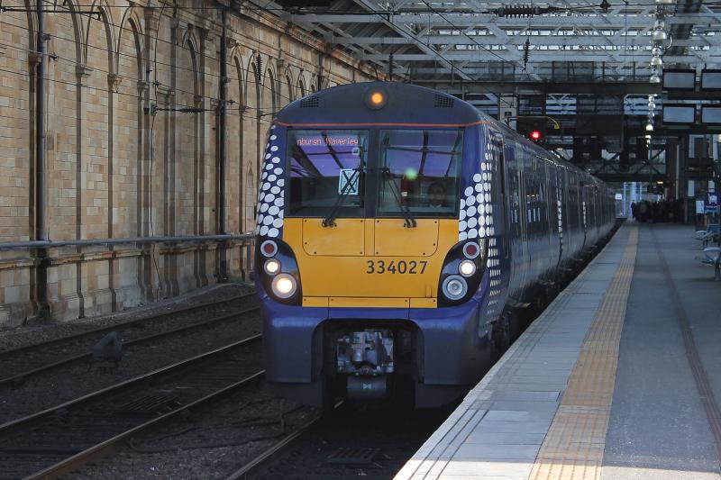 334027: at waverley Photo of 334027