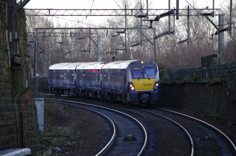 334008: 334008, Edinburgh to Milngavie at High Street 30Dec14 Photo of 334008