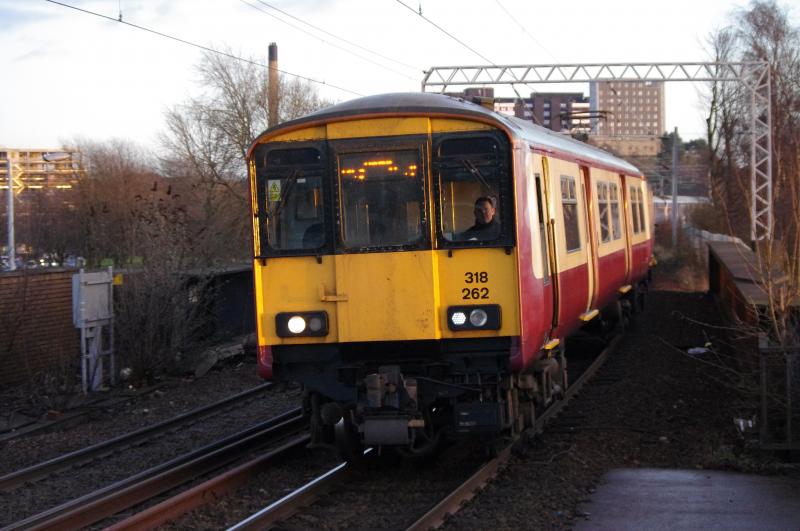 318262: Partick 30Dec14 Photo of 318262