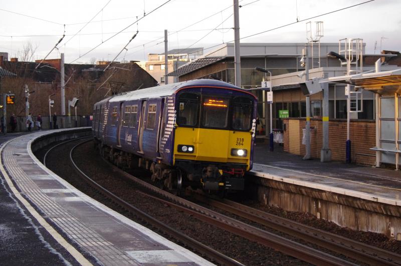 318264 320322: Partick 30Dec14 Photo of 318264 320322