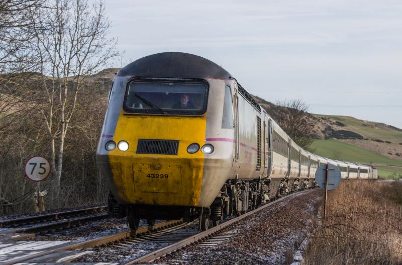 43239: 43239 leads todays up Highland Chieftain at Forgandenny. 43313 is on the rear 24/01/15
Photo of 43239