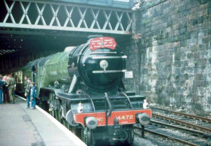 4472 FLYING SCOTSMAN: In 1983 FLYING SCOTSMAN paid what was possibly it's first ever visit to Glasgow Queen Street and this is her on display in Platform 1 Photo of 4472 FLYING SCOTSMAN
