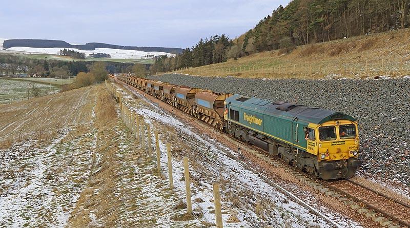 66614 at Halkburn: Freightliner Class 66 - 66614 photographed on ballast duties at Halkburn, Scottish Borders on 4th February 2015. 66619 is on the other end of the train. Photo of 66614 at Halkburn