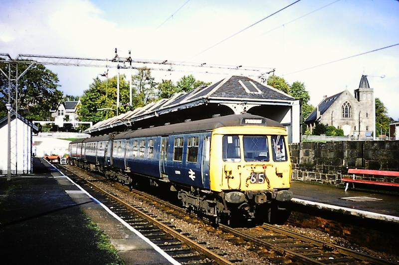 303069: At Milngavie, 1 October 1977 Photo of 303069