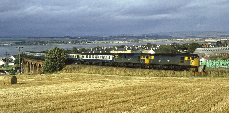26.037+27.002 ON 18.23 ABDN-ED FERRYDEN OCT 1981.jpg: Photo of 26.037+27.002 ON 18.23 ABDN-ED FERRYDEN OCT 1981.jpg