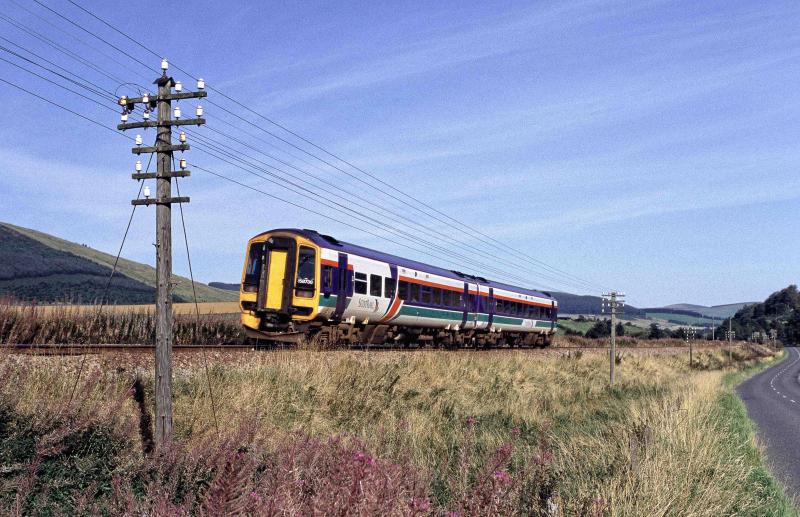 158738 NEAR LEITH HALL.jpg: Photo of 158738 NEAR LEITH HALL.jpg