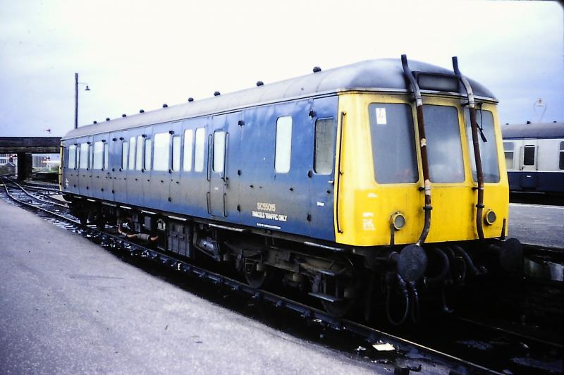 Sc55015: Single car DMU converted for parcels traffic, at Stirling, 12 October 1977 Photo of Sc55015