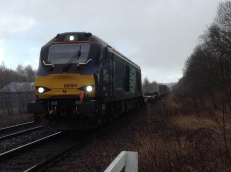 Class 68: Class 68 68004 Rapid through Stirling at 13.01 on its way to Aberdeen Photo of Class 68