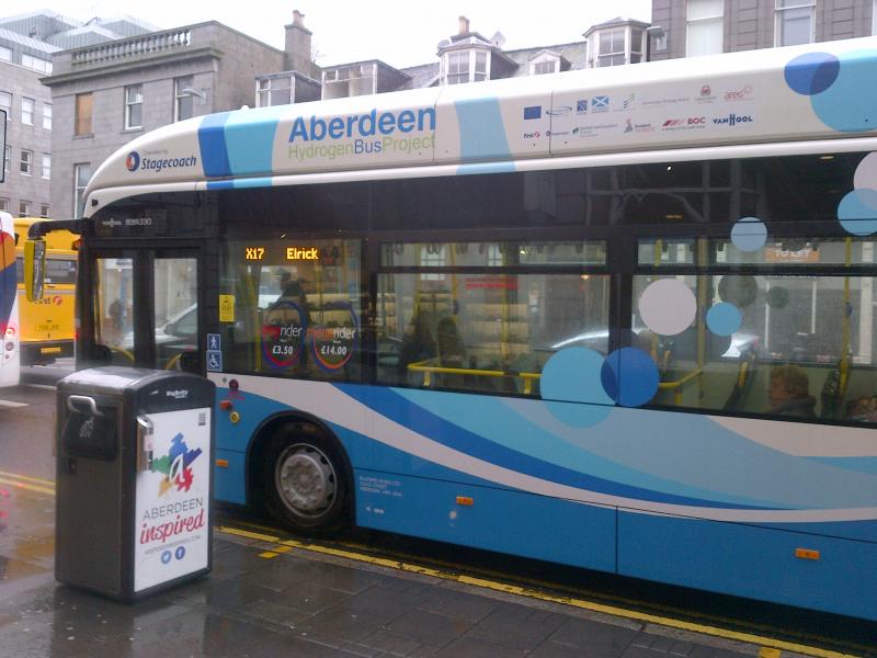 Aberdeen Hydrogen bus 2: A view of the sponsors of this project Photo of Aberdeen Hydrogen bus 2