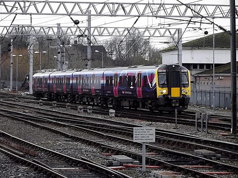 350410 at Carlisle: Transpennine Express Desiro 350410 arrives at Carlisle with a service from Manchester Airport to Edinburgh on Saturday 7th March 2015 Photo of 350410 at Carlisle