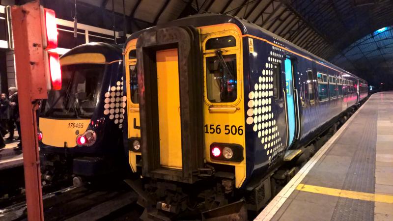 156 506 at Glasgow Queen Street: 156 506 rests at Glasgow Queen Street. Photo taken on 21/2/15. Photo of 156 506 at Glasgow Queen Street