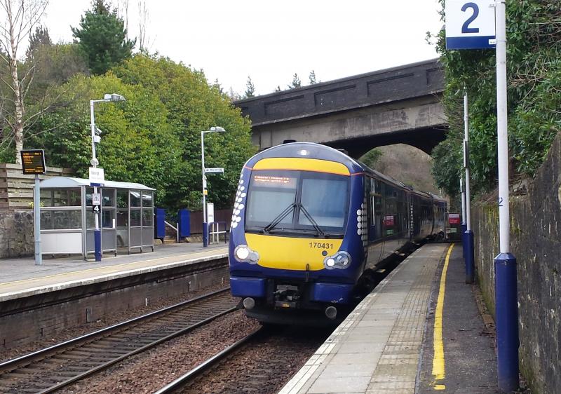 No Wires: A Class 170 arrives at Falkirk High Station bound for Glasgow Queen Street in late March 2015. Photo of No Wires