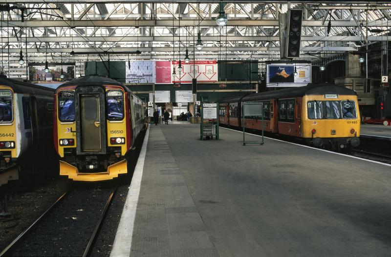 101693 AND 156'S GLASGOW CENTRAL 2000.jpg: Photo of 101693 AND 156'S GLASGOW CENTRAL 2000.jpg