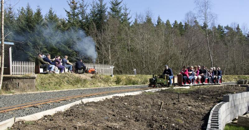 WESTER PICKSTON RAILWAY EASTER SUNDAY 2015 (3).jpg: Photo of WESTER PICKSTON RAILWAY EASTER SUNDAY 2015 (3).jpg