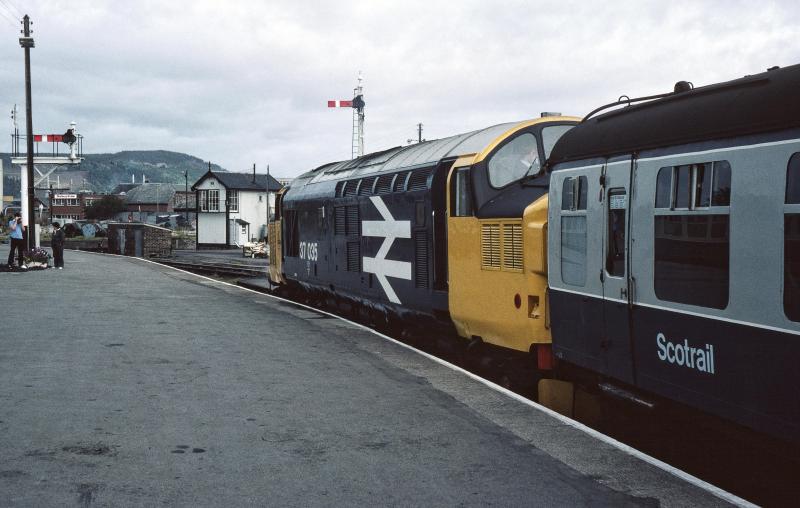 37035 READY FOR TRIP TO KYLE OCT 1984.jpg: Photo of 37035 READY FOR TRIP TO KYLE OCT 1984.jpg