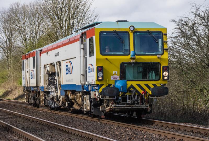 DR 73941: DR 73941 passes Forgandenny heading north. 13/04/15. Photo of DR 73941