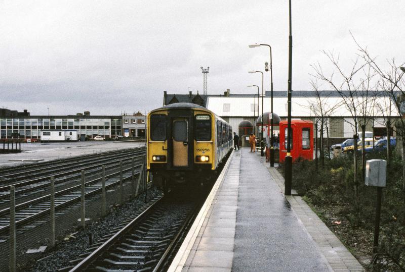 150256 BATHGATE 11.2.90.jpg: Photo of 150256 BATHGATE 11.2.90.jpg