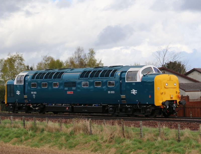 55003_0Z55_Inverness T.M.D. to Craigentinny T.&R.S.M.D: Meld passing luncarty in between the hail showers
Photo of 55003_0Z55_Inverness T.M.D. to Craigentinny T.&R.S.M.D