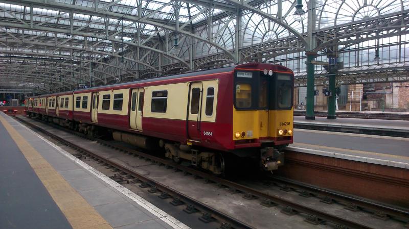314 201: At Glasgow Central on its way to Paisley Canal 2015 Photo of 314 201