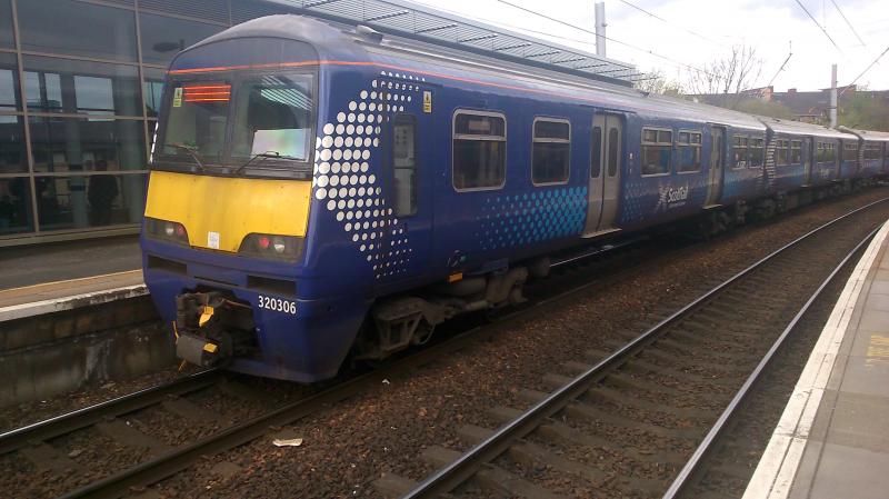 320 306: At Partick 2015 Photo of 320 306