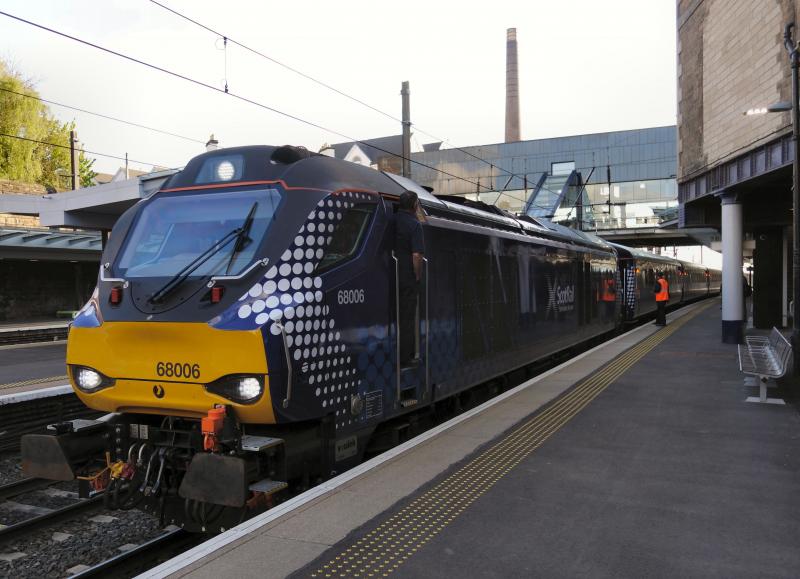 68006 at Haymarket with 2K14 for Waverley.: 68006 at Haymarket with 2K14 for Waverley. Photo of 68006 at Haymarket with 2K14 for Waverley.