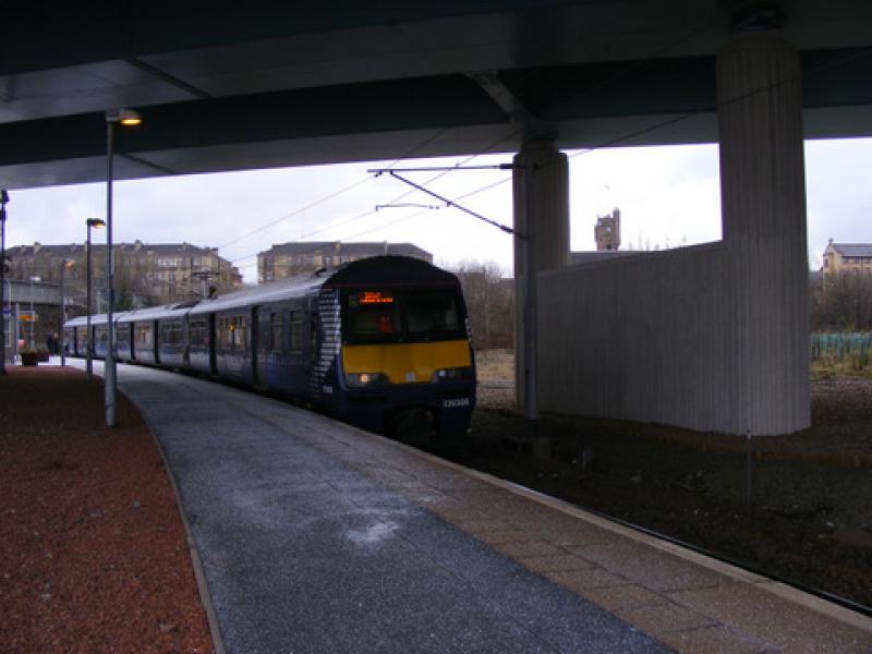Class 320 308: Class 320 380 at Rutherglen Photo of Class 320 308