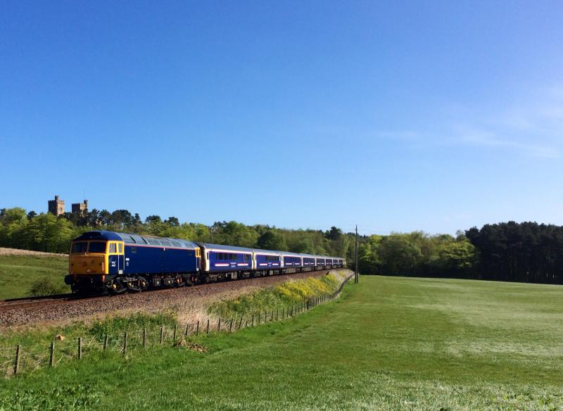 47812 5B26 Hartwood 230515: 47812 with 92044 on rear on Shotts line empty beds Photo of 47812 5B26 Hartwood 230515