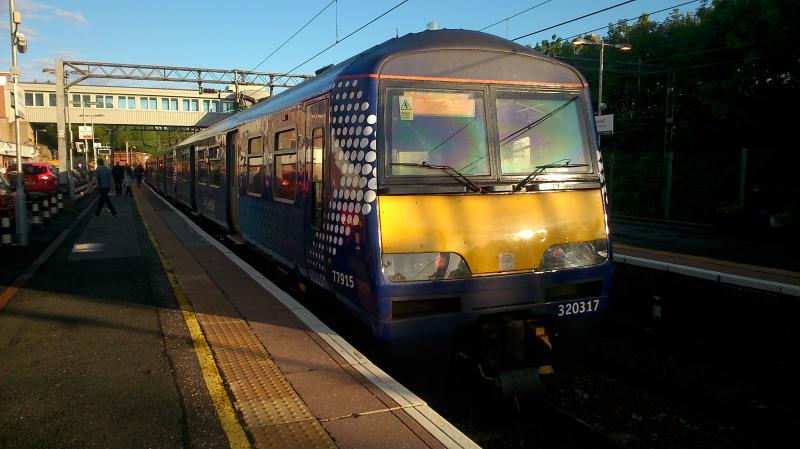 320 317: At Motherwell Photo of 320 317