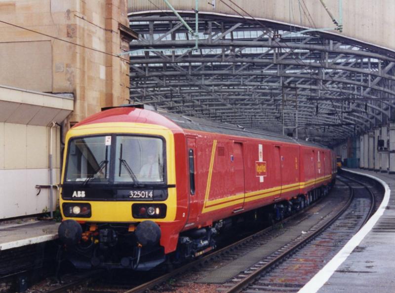 Out of the gloom: 325014 departing from platform 11 Glasgow Central in August 1996 forming the 1252 to Crewe. Photo of Out of the gloom