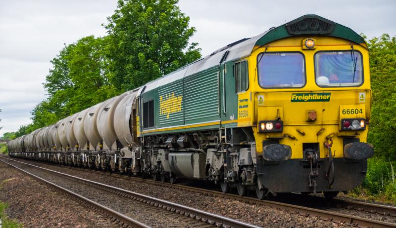 66604: 66604 0n 6A65 passes Forgandenny. 22/06/15. Photo of 66604
