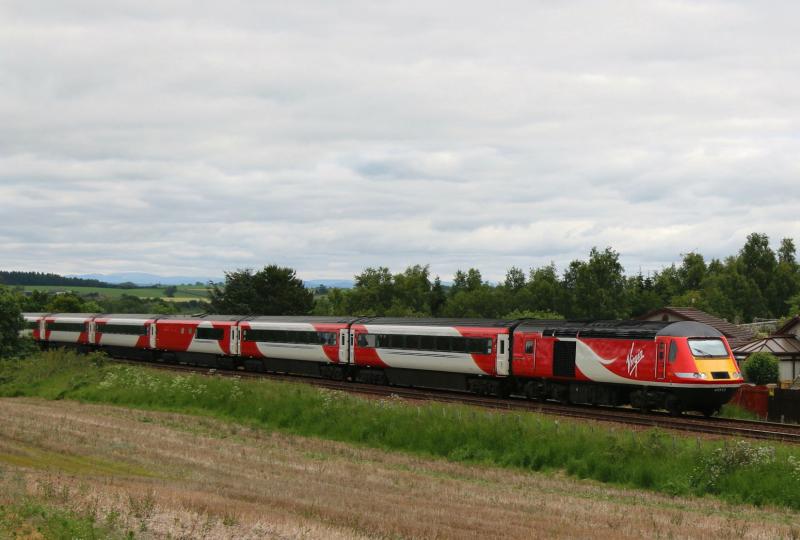 43312/EC63/43311 in the fizzy pop livery Highland Chieftain: Passing luncarty_ta for the heads up Photo of 43312/EC63/43311 in the fizzy pop livery Highland Chieftain