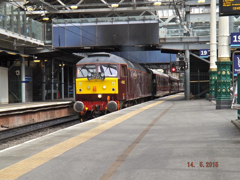 DSCF2712.jpg: The Royal Scotsman leaves Edinburgh on 14th May 2015 - passengers having been piped aboard! Photo of DSCF2712.jpg
