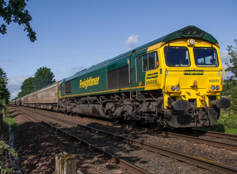 66605: 66605 passes Forgandenny with 6A65. 09/07/15 Photo of 66605