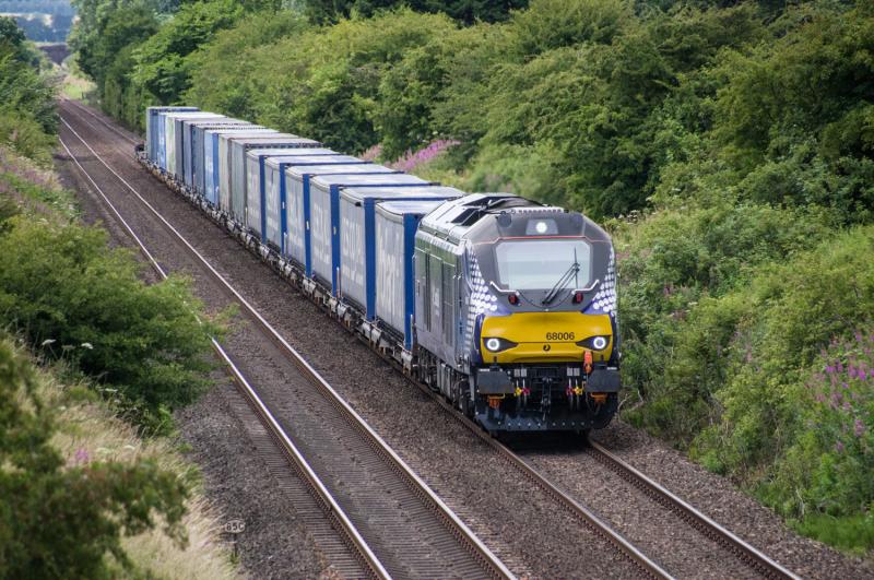 68006: 68006 with 4A13 passes Forgandenny. 24/07/15 Photo of 68006