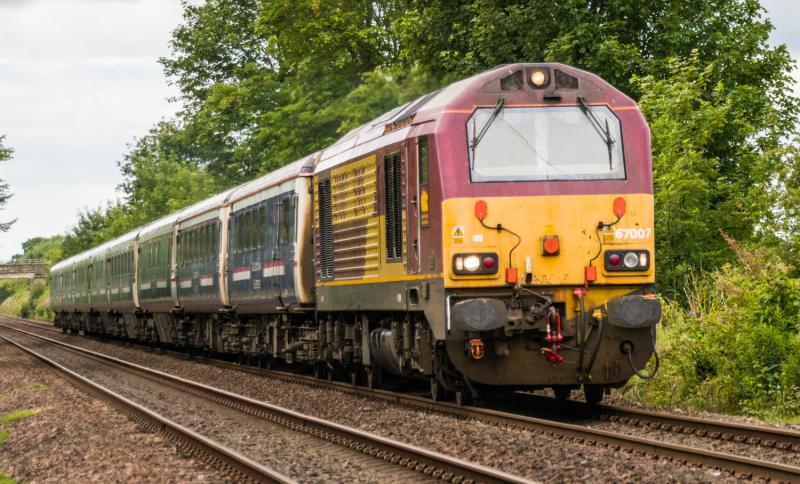 67007: 67007 with very late running sleeper to Inverness passes Forgandenny at 11.04. 29/07/15 Photo of 67007