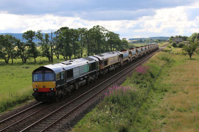 6K40 - Return Ballast HML - Class66s on rear: 37610 leading,10 Auto Ballaster Wagons, 66111 then 66432 on the rear passing forteviot Photo of 6K40 - Return Ballast HML - Class66s on rear