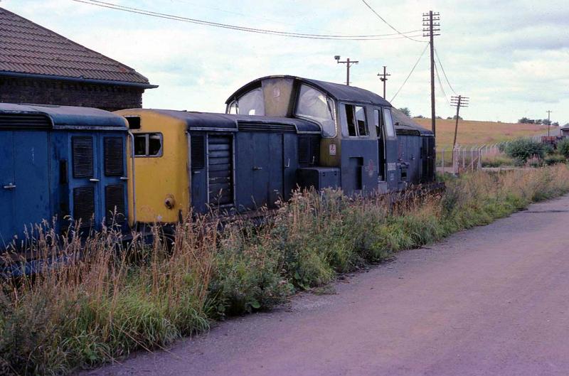 Class 17: End of the line at McWilliam, Garrowhill. Photo of Class 17