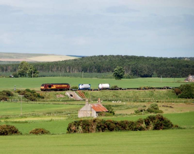67007: 67007 works 6H01, Elgin - Inverness on 20/06/2008. Photo of 67007