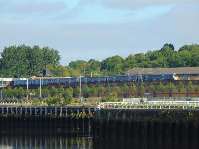 2x Class 334s at Finnieston: A pair of class 334 units running as a 6 car set passes Finnieston with the 2H05 08:57 Airdrie to Helensburgh Central on Sunday 16th August 2015. Photo of 2x Class 334s at Finnieston