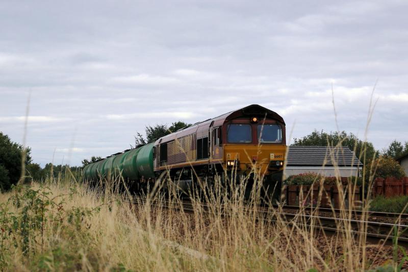 66107_Lairg Tanks: Heading south thru luncarty Photo of 66107_Lairg Tanks