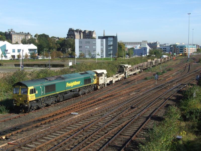 Photo of Dundee derailment