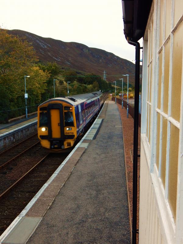 Southbound 158 Approaching Helmsdale : Photo of Southbound 158 Approaching Helmsdale