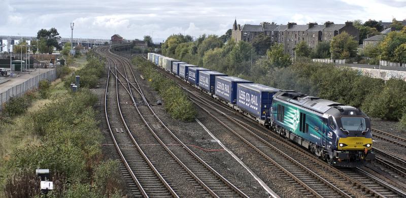 68001 DUNDEE 18.10.15 A.jpg: Photo of 68001 DUNDEE 18.10.15 A.jpg