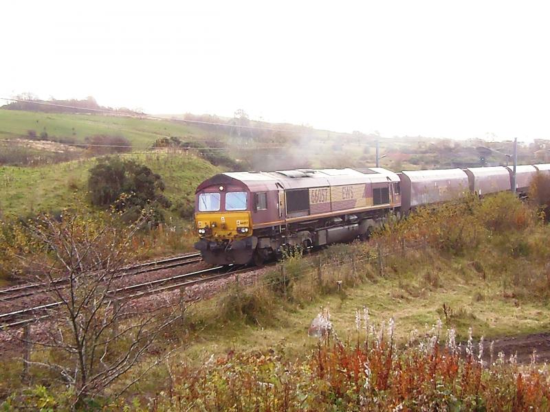 6G07: Hunterston to Longannet 684M approaching Glengarnock 30 mins late 23/10/15 Photo of 6G07