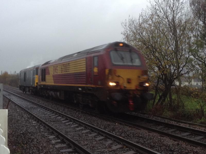 Wet weather rescue: Class 67 67007 rescues broken down 73966 past Stirling approx 14.11 Photo of Wet weather rescue