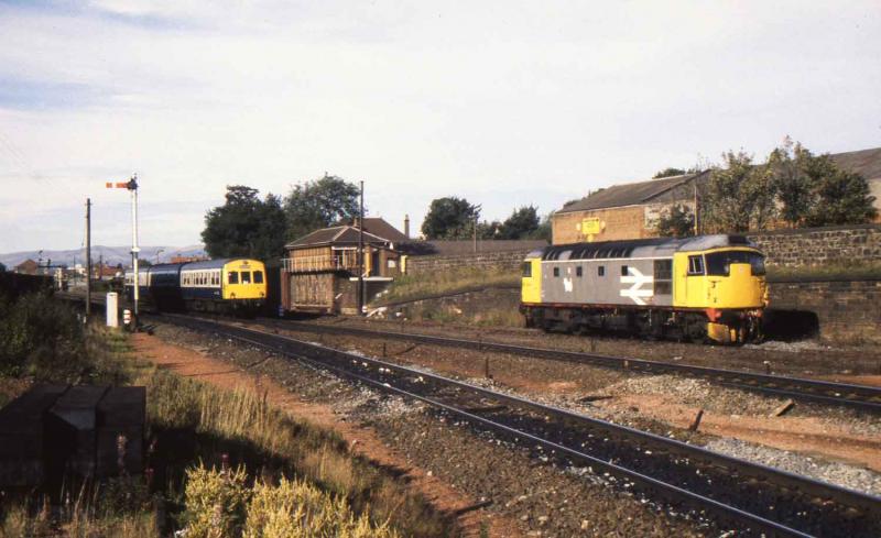 Photo of 26040 sits near Larbert North SB as a Dunblane-Edinburgh local approaches Larbert Station.jpg