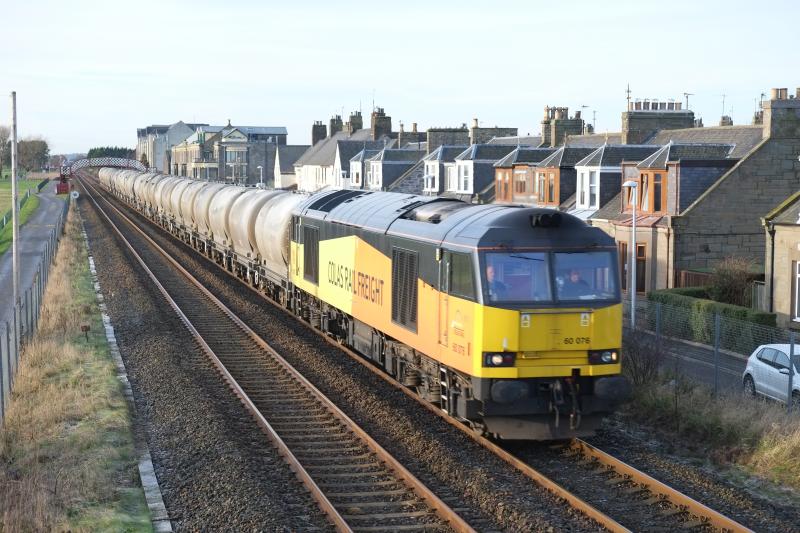 60076 at Carnoustie: Colas 60076 approaches Golf Street Carnoustie on 13th January 2016 with Oxwellmains to Aberdeen tanks. Photo of 60076 at Carnoustie