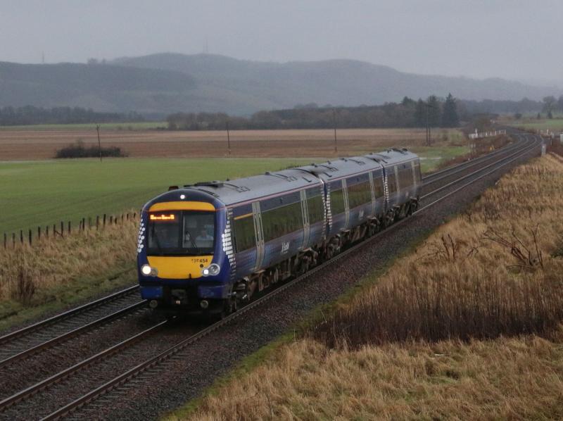 170454: Passing forteviot while waiting for 1Q05 Photo of 170454