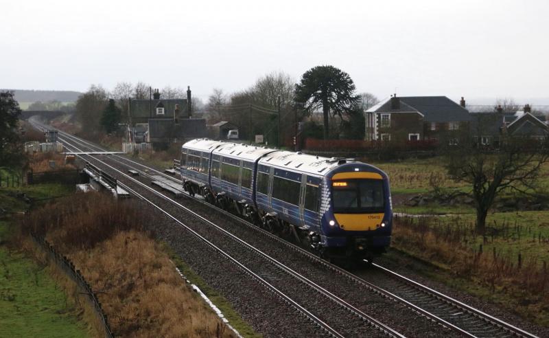 170412: Passing forteviot while waitng for 1Q05 Photo of 170412